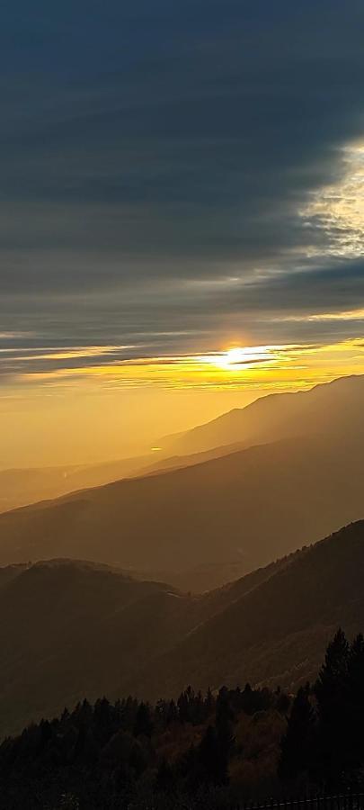 Terrazza San Vettore Camere Con Colazione, Relax In Collina Con Vista Sui Vigneti Docg Asolo Maser エクステリア 写真